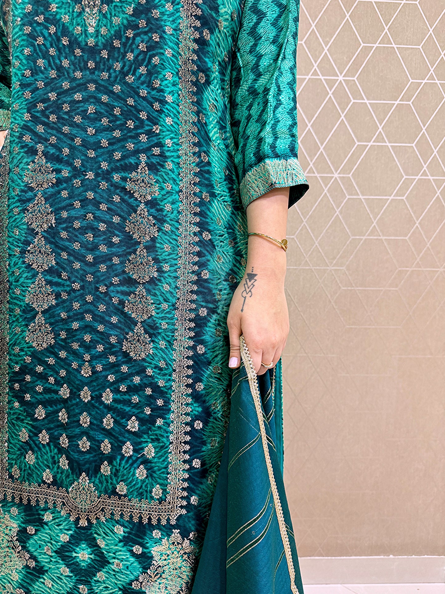 Green  Shibori Jacquard Suit Set